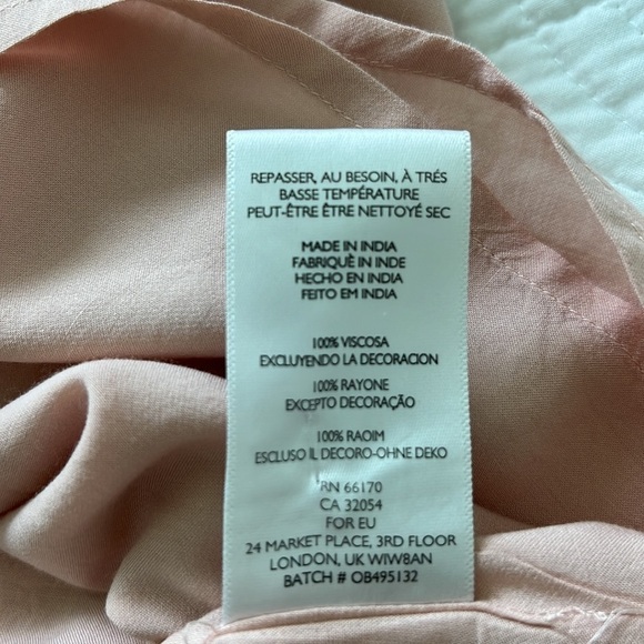 Urban Outfitters Silence + Noise Mini Dress V Neck Mesh Cutout Sleeveless Shift - Picture 15 of 17